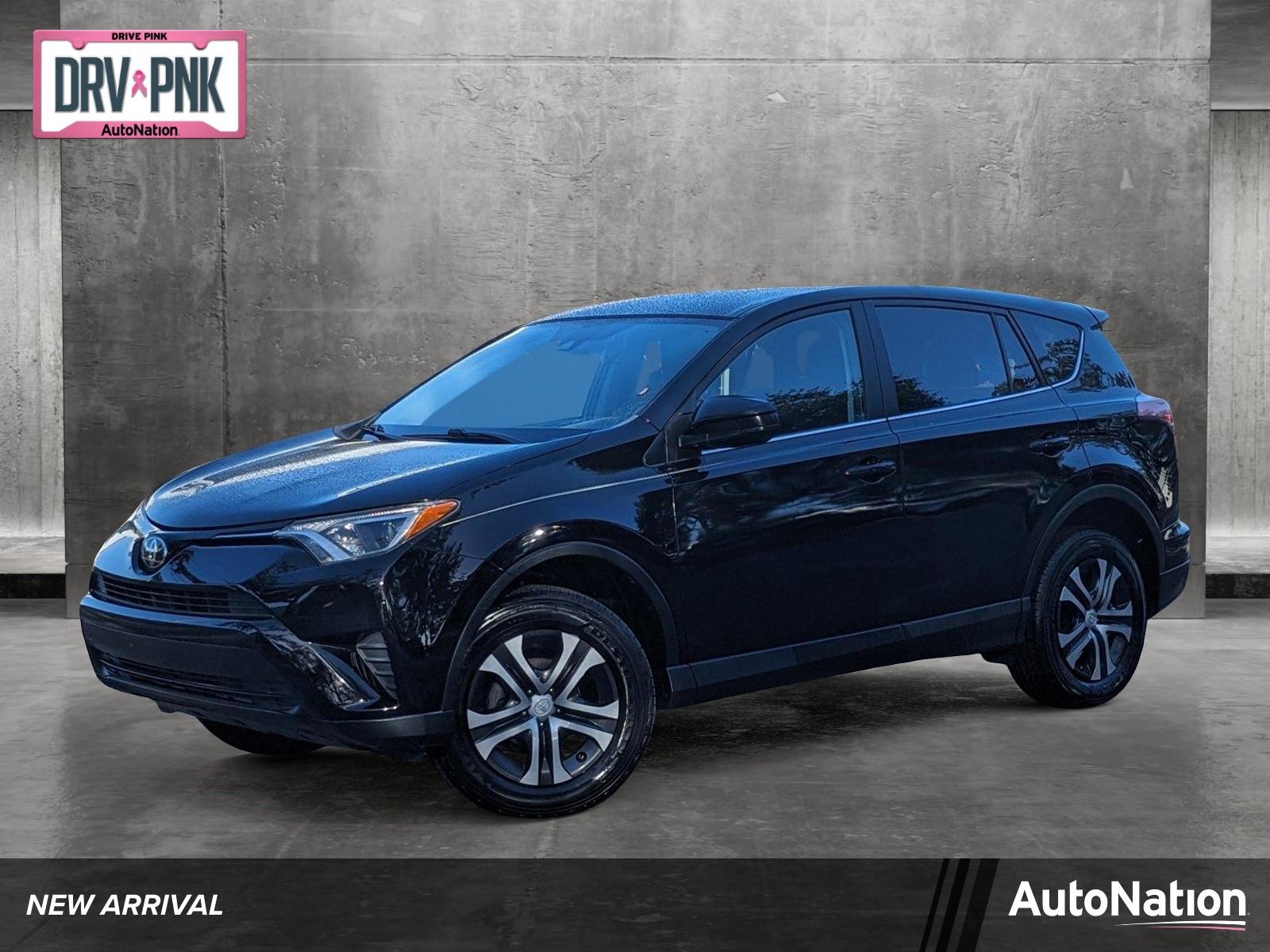 2018 Toyota RAV4 Vehicle Photo in Tampa, FL 33614