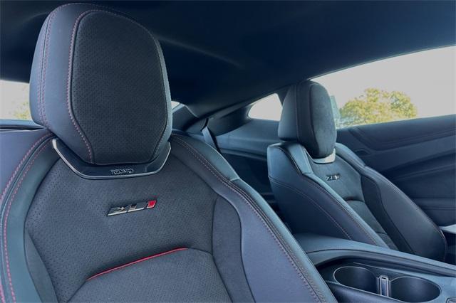 2021 Chevrolet Camaro Vehicle Photo in ELK GROVE, CA 95757-8703