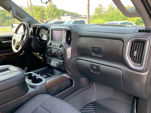 2021 Chevrolet Silverado 1500 Vehicle Photo in MOON TOWNSHIP, PA 15108-2571