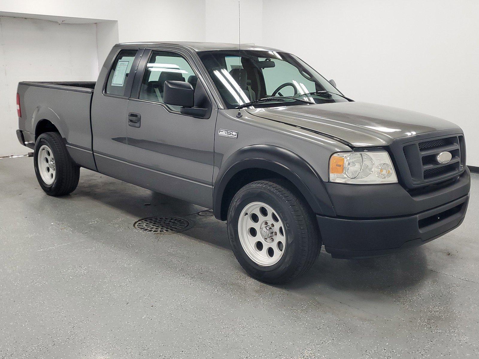 Used 2006 Ford F-150 XL with VIN 1FTRX12W06NB07538 for sale in Saginaw, MI