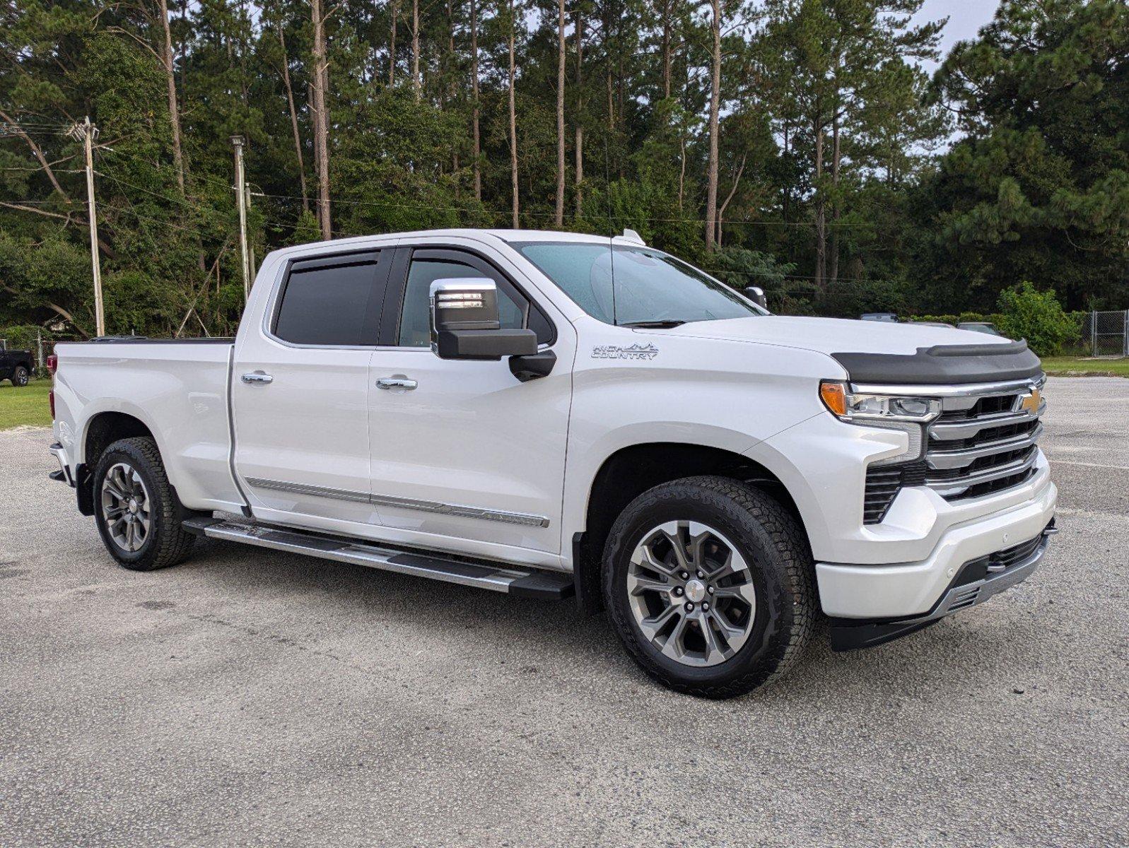 Used 2024 Chevrolet Silverado 1500 High Country with VIN 3GCUDJED3RG318565 for sale in Ravenel, SC