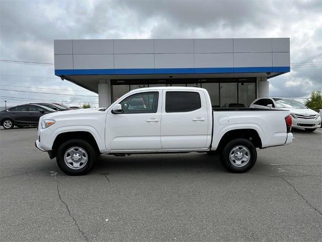 2022 Toyota Tacoma 4WD Vehicle Photo in ALCOA, TN 37701-3235