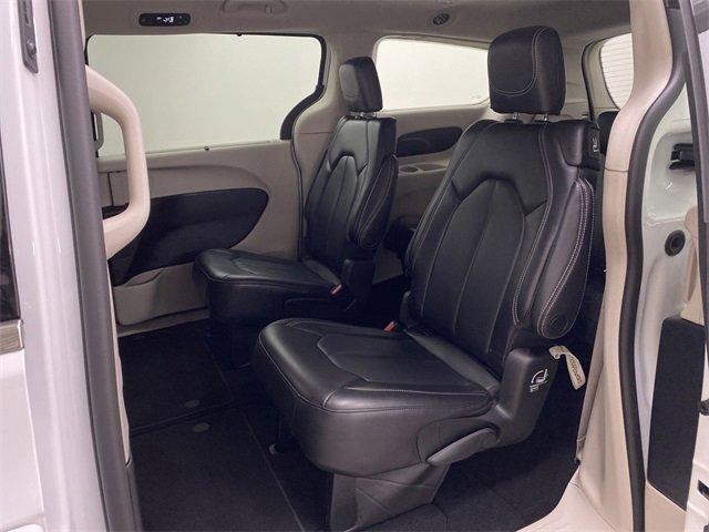 2023 Chrysler Pacifica Vehicle Photo in PORTLAND, OR 97225-3518