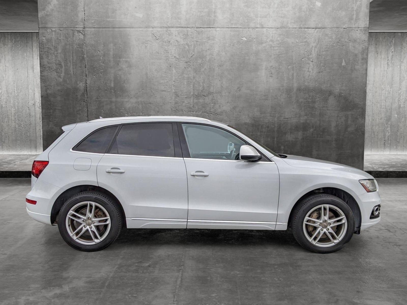 2014 Audi Q5 Vehicle Photo in Cockeysville, MD 21030