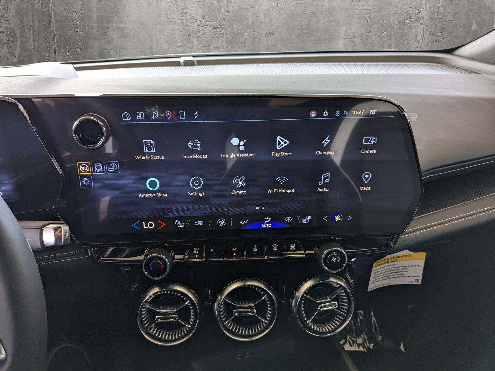 2024 Chevrolet Blazer EV Vehicle Photo in VALENCIA, CA 91355-1705