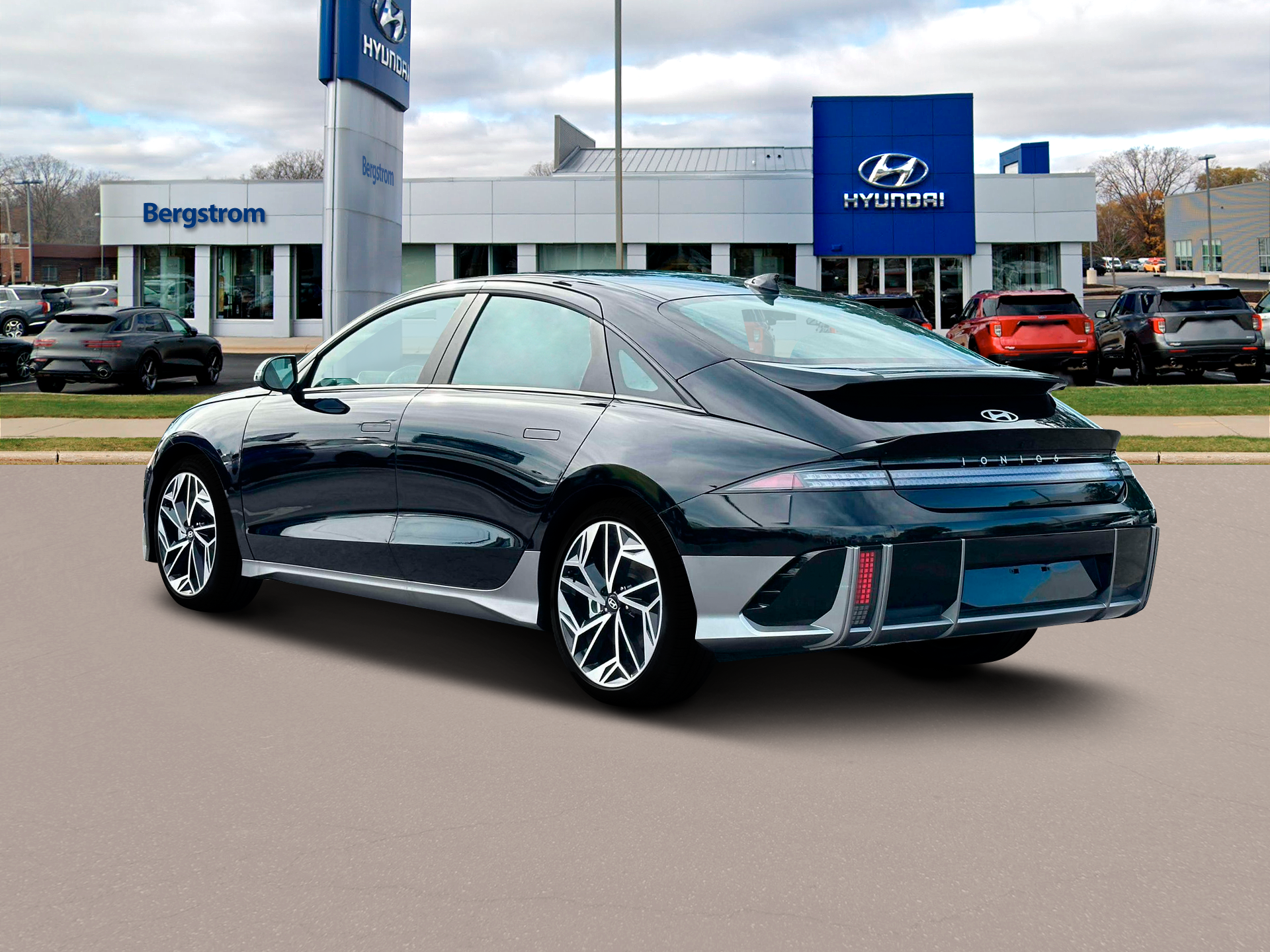 2025 Hyundai IONIQ 6 Vehicle Photo in Green Bay, WI 54304