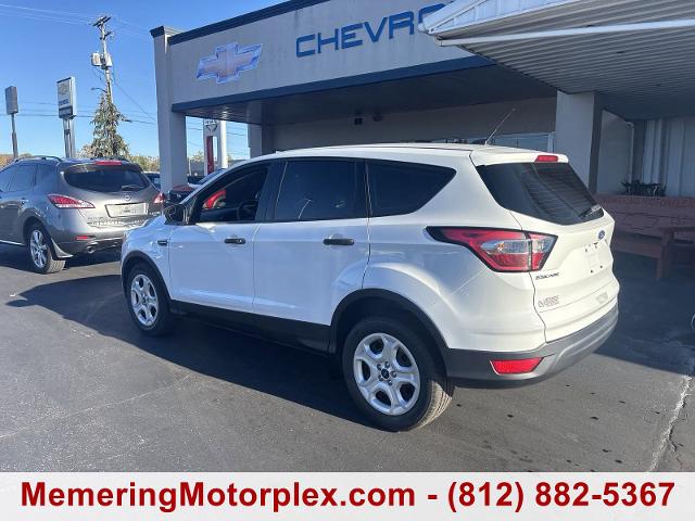 2017 Ford Escape Vehicle Photo in VINCENNES, IN 47591-5519