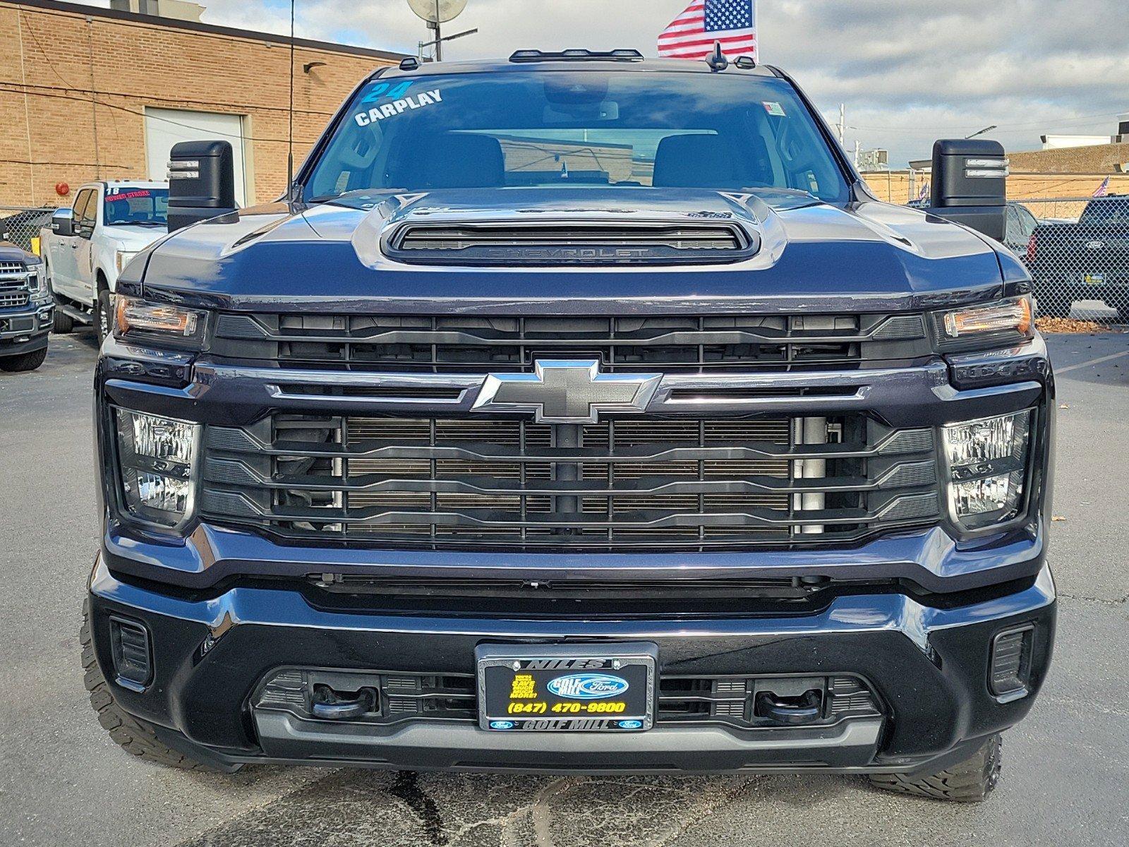 2024 Chevrolet Silverado 2500 HD Vehicle Photo in Saint Charles, IL 60174