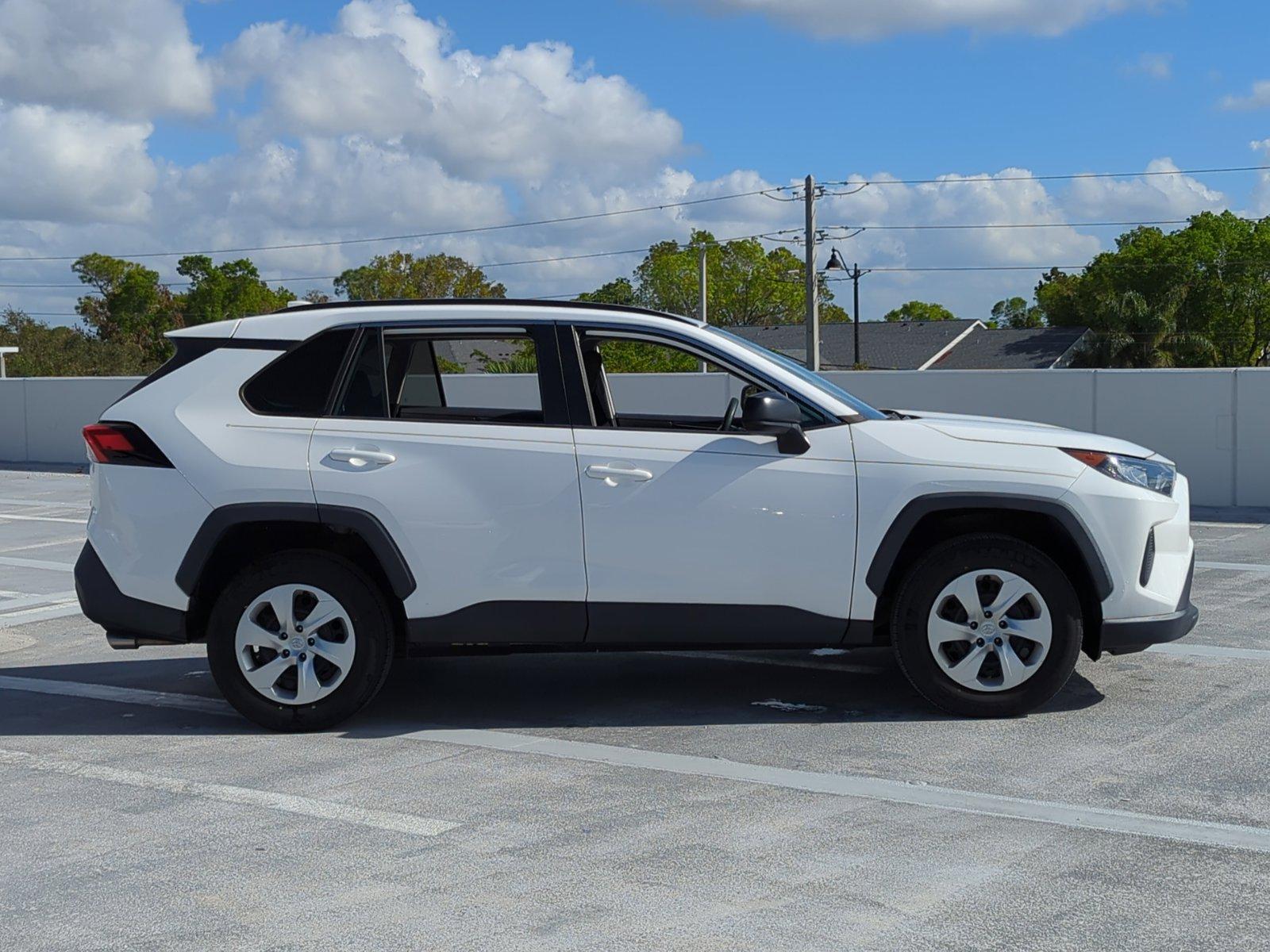 2020 Toyota RAV4 Vehicle Photo in Ft. Myers, FL 33907