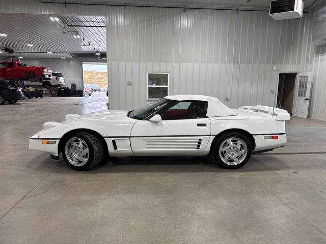 1990 Chevrolet Corvette Vehicle Photo in GLENWOOD, MN 56334-1123