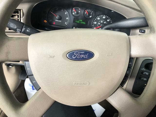 2005 Ford Taurus Vehicle Photo in INDIANAPOLIS, IN 46227-0991