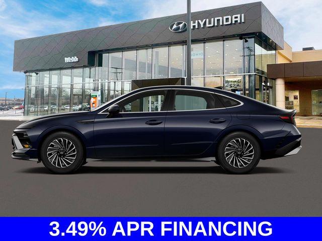 2024 Hyundai SONATA Hybrid Vehicle Photo in Highland, IN 46322-2506