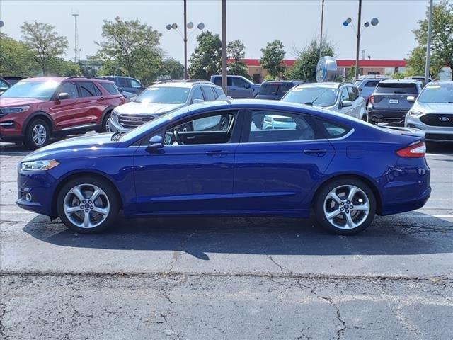 2013 Ford Fusion Vehicle Photo in Saint Charles, IL 60174