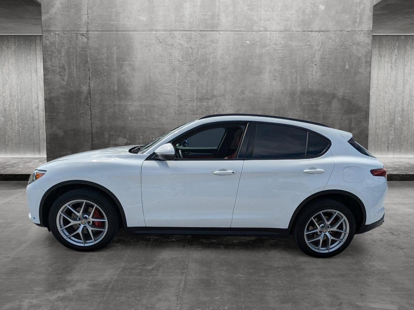 2019 Alfa Romeo Stelvio Vehicle Photo in Delray Beach, FL 33444