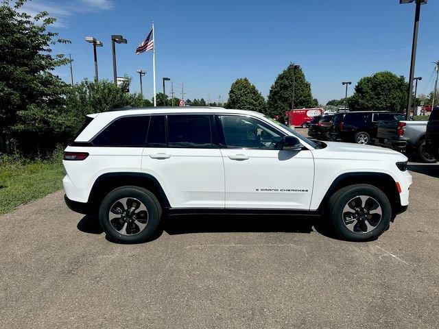 2023 Jeep Grand Cherokee 4xe Vehicle Photo in GREELEY, CO 80634-4125