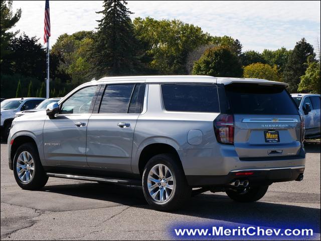 2024 Chevrolet Suburban Vehicle Photo in MAPLEWOOD, MN 55119-4794