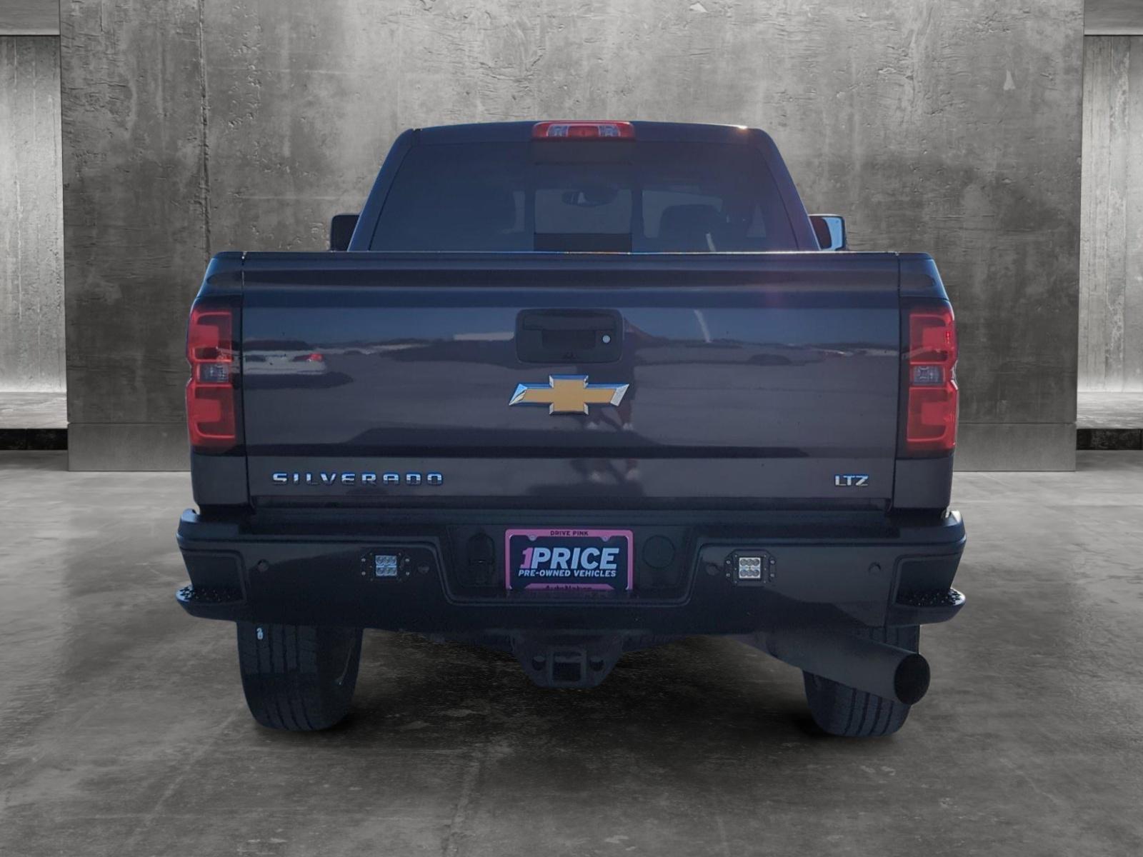 2015 Chevrolet Silverado 2500HD Built After Aug 14 Vehicle Photo in Ft. Myers, FL 33907