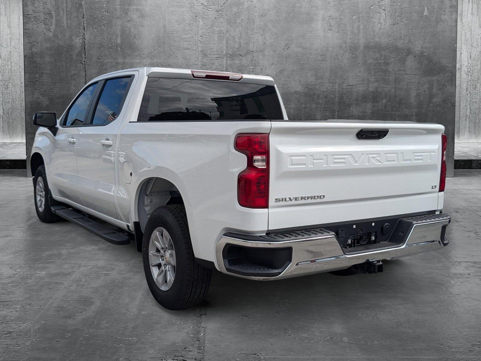 2024 Chevrolet Silverado 1500 Vehicle Photo in MIAMI, FL 33134-2699