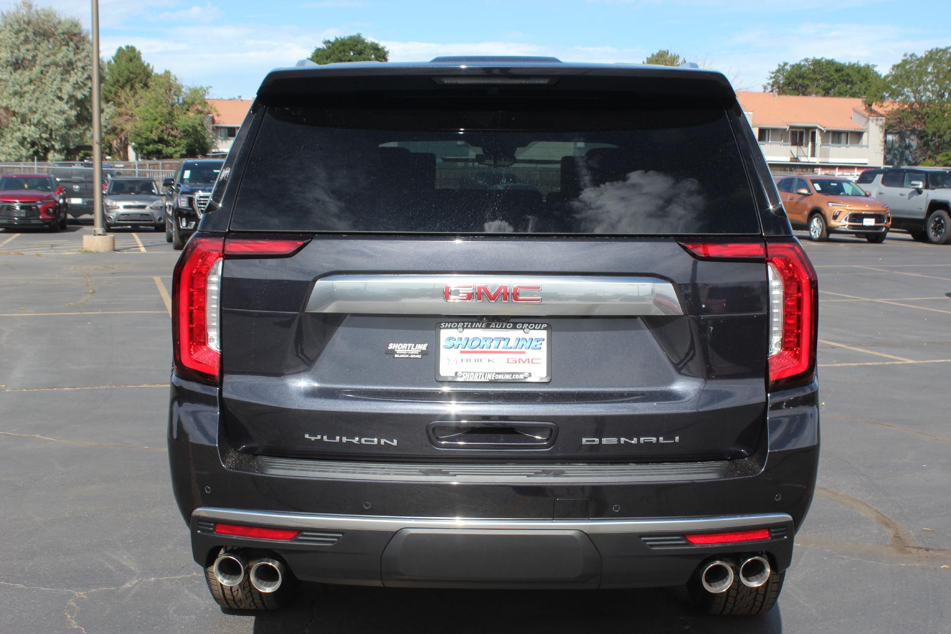 2024 GMC Yukon XL Vehicle Photo in AURORA, CO 80012-4011