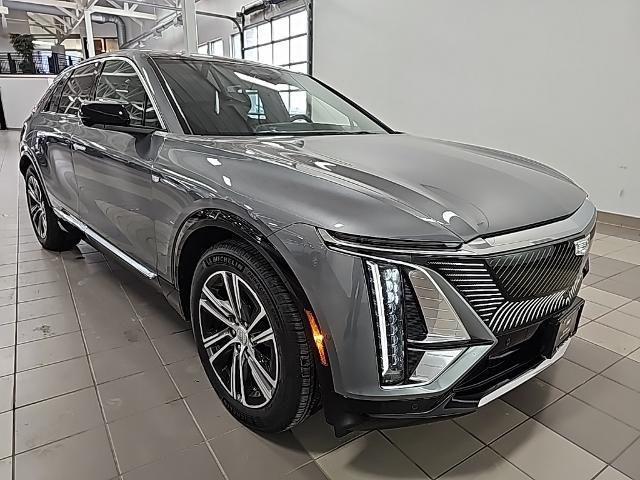 Used 2023 Cadillac LYRIQ Luxury with VIN 1GYKPPRL5PZ002823 for sale in Mankato, MN