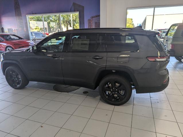 2024 Jeep Grand Cherokee L Vehicle Photo in Oshkosh, WI 54901