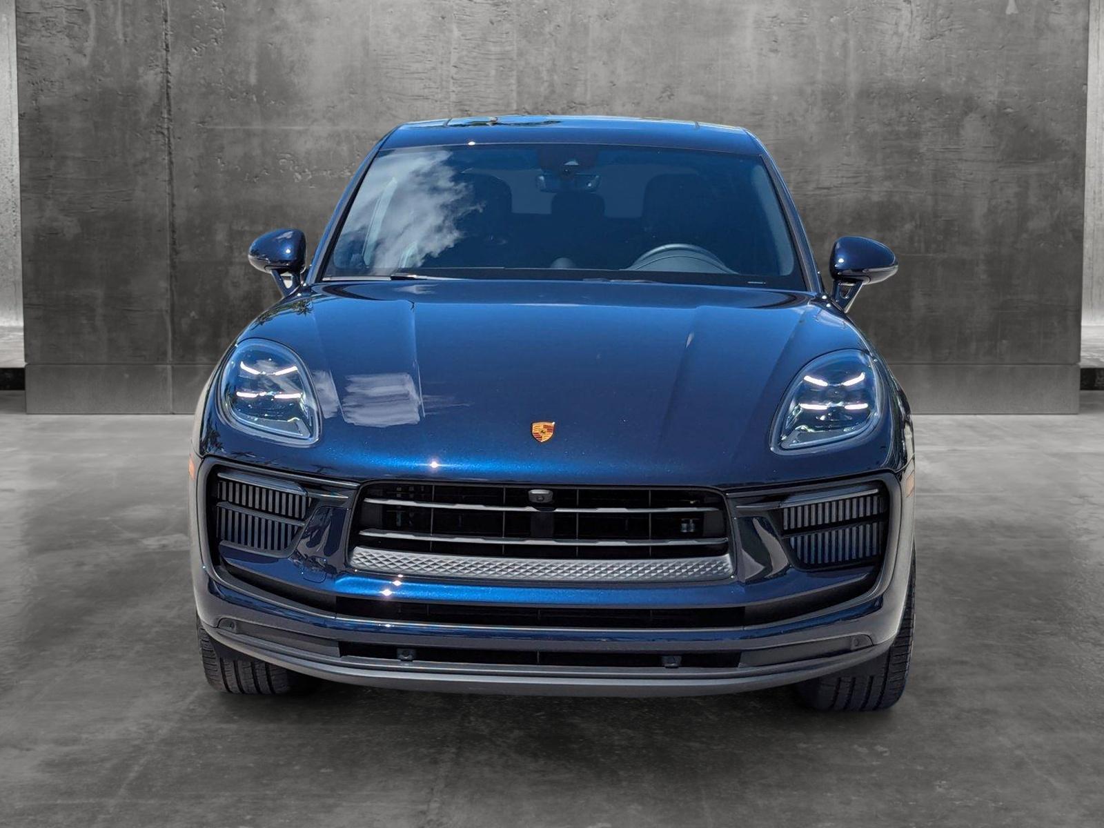 2022 Porsche Macan Vehicle Photo in Delray Beach, FL 33444