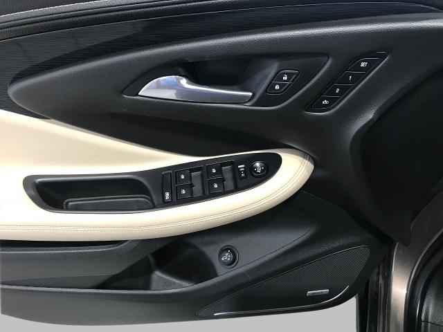 2017 Buick Envision Vehicle Photo in GREEN BAY, WI 54303-3330