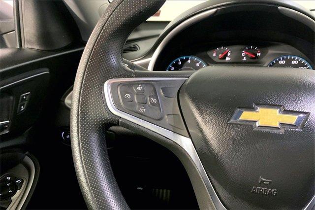 2022 Chevrolet Malibu Vehicle Photo in KANSAS CITY, MO 64114-4502