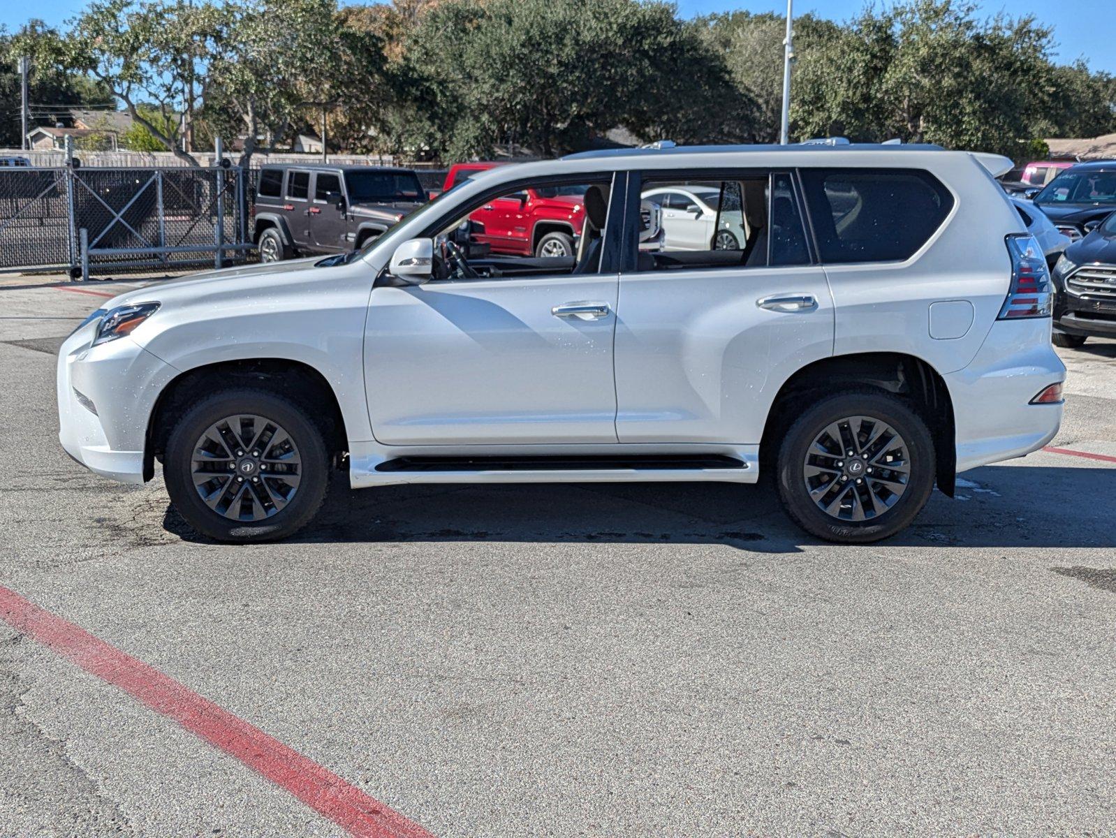 2023 Lexus GX 460 Vehicle Photo in Corpus Christi, TX 78415