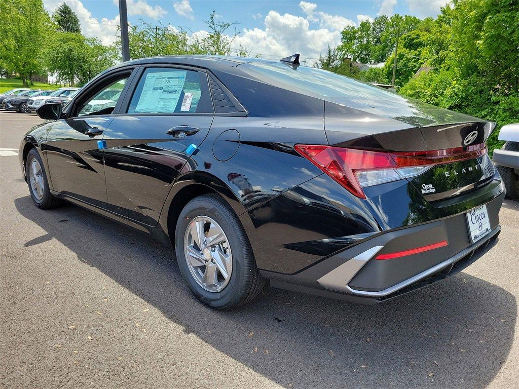 2024 Hyundai ELANTRA Vehicle Photo in Muncy, PA 17756