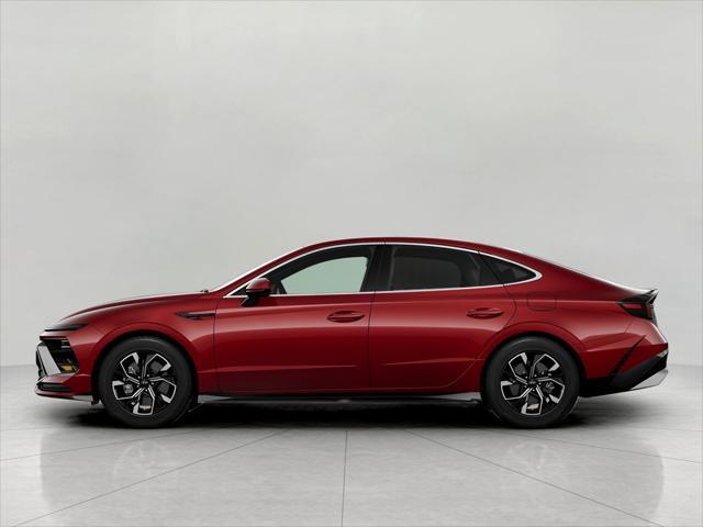 2024 Hyundai SONATA Vehicle Photo in Green Bay, WI 54304