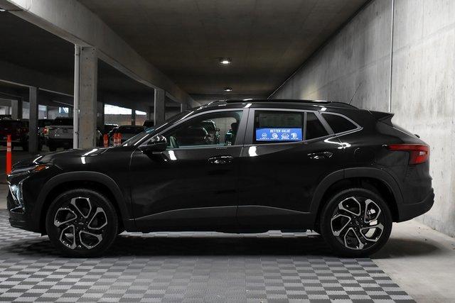 2025 Chevrolet Trax Vehicle Photo in EVERETT, WA 98203-5662