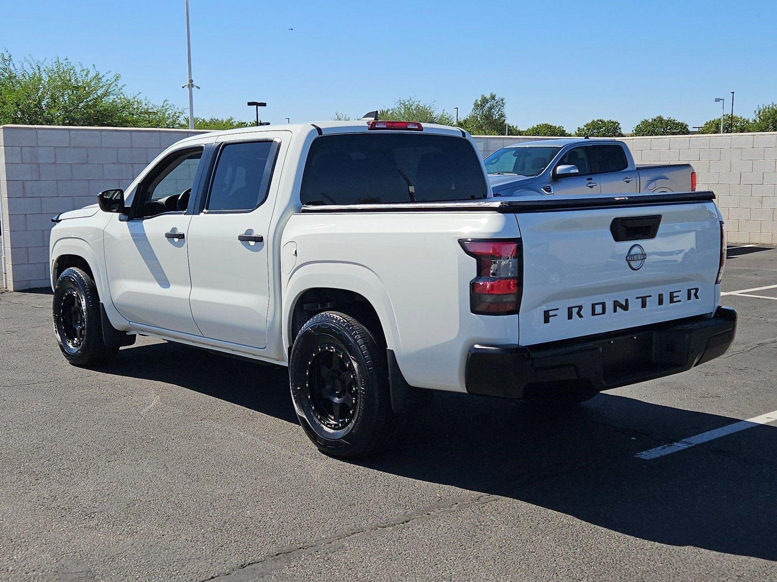 2022 Nissan Frontier Vehicle Photo in GILBERT, AZ 85297-0446