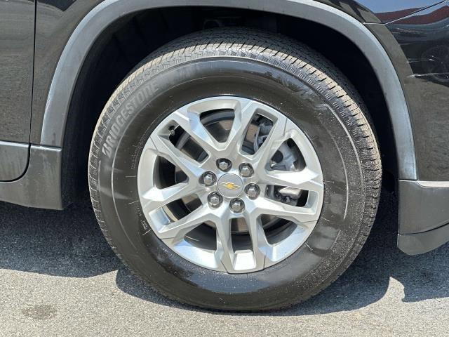 2021 Chevrolet Traverse Vehicle Photo in SAINT JAMES, NY 11780-3219