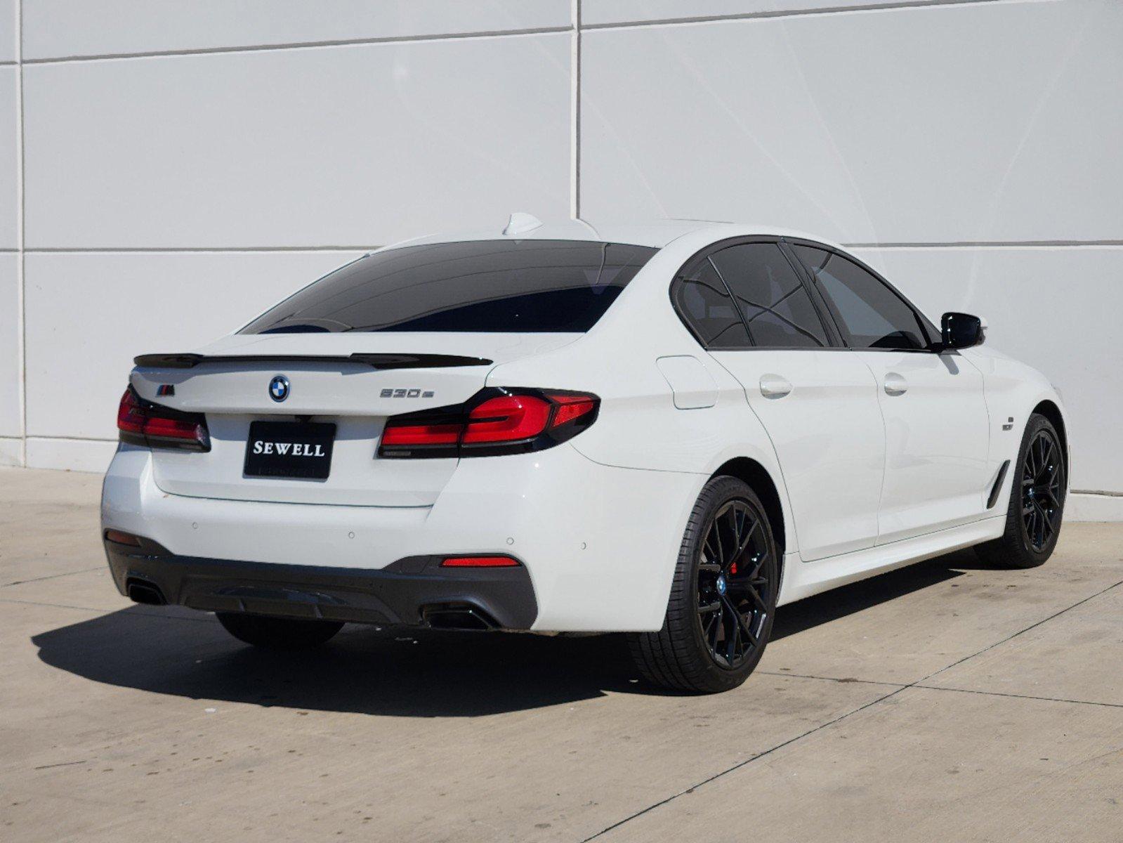 2022 BMW 530e Vehicle Photo in PLANO, TX 75024