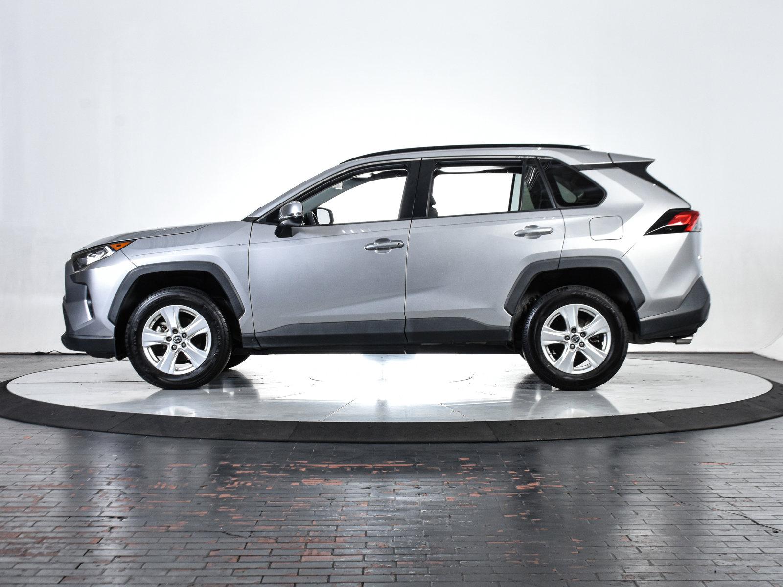 2019 Toyota RAV4 Vehicle Photo in DALLAS, TX 75235