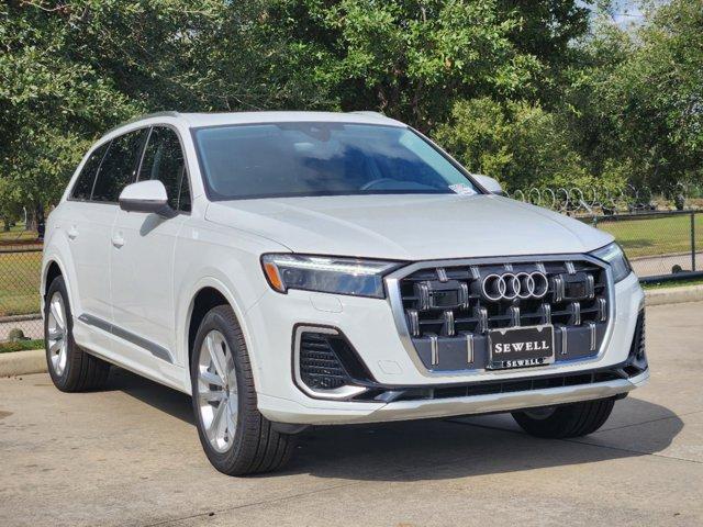 2025 Audi Q7 Vehicle Photo in HOUSTON, TX 77090