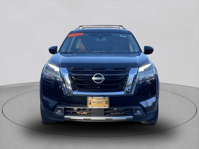 Used 2022 Nissan Pathfinder Platinum with VIN 5N1DR3DK1NC244214 for sale in Huntington, NY