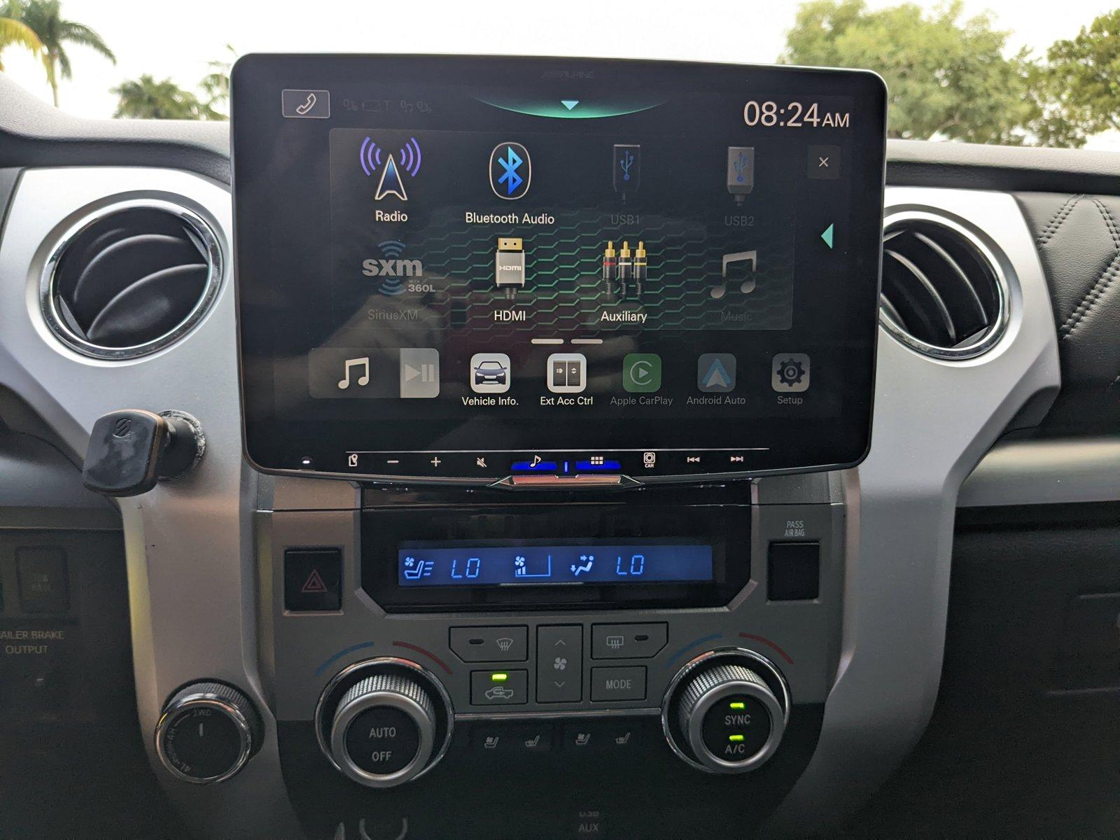 2019 Toyota Tundra 4WD Vehicle Photo in Davie, FL 33331