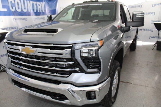 2025 Chevrolet Silverado 3500 HD Vehicle Photo in SAINT CLAIRSVILLE, OH 43950-8512