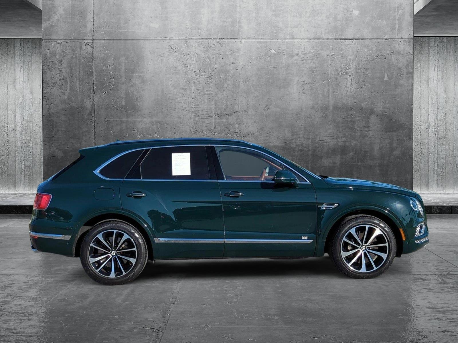 2017 Bentley Bentayga Vehicle Photo in Margate, FL 33063