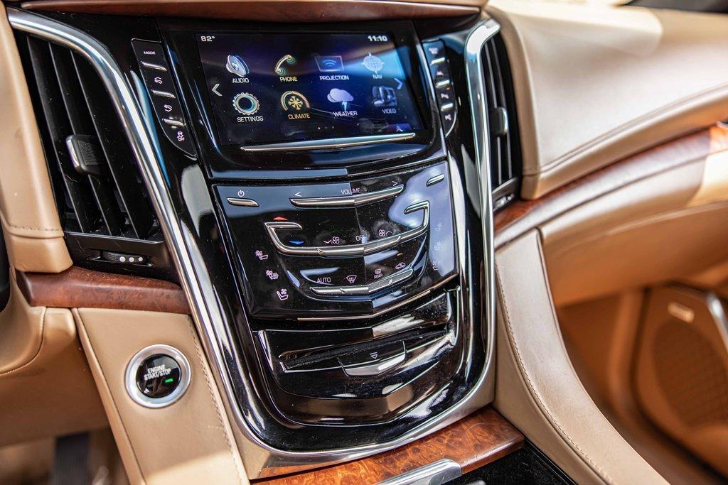 2017 Cadillac Escalade ESV Vehicle Photo in Saint Charles, IL 60174