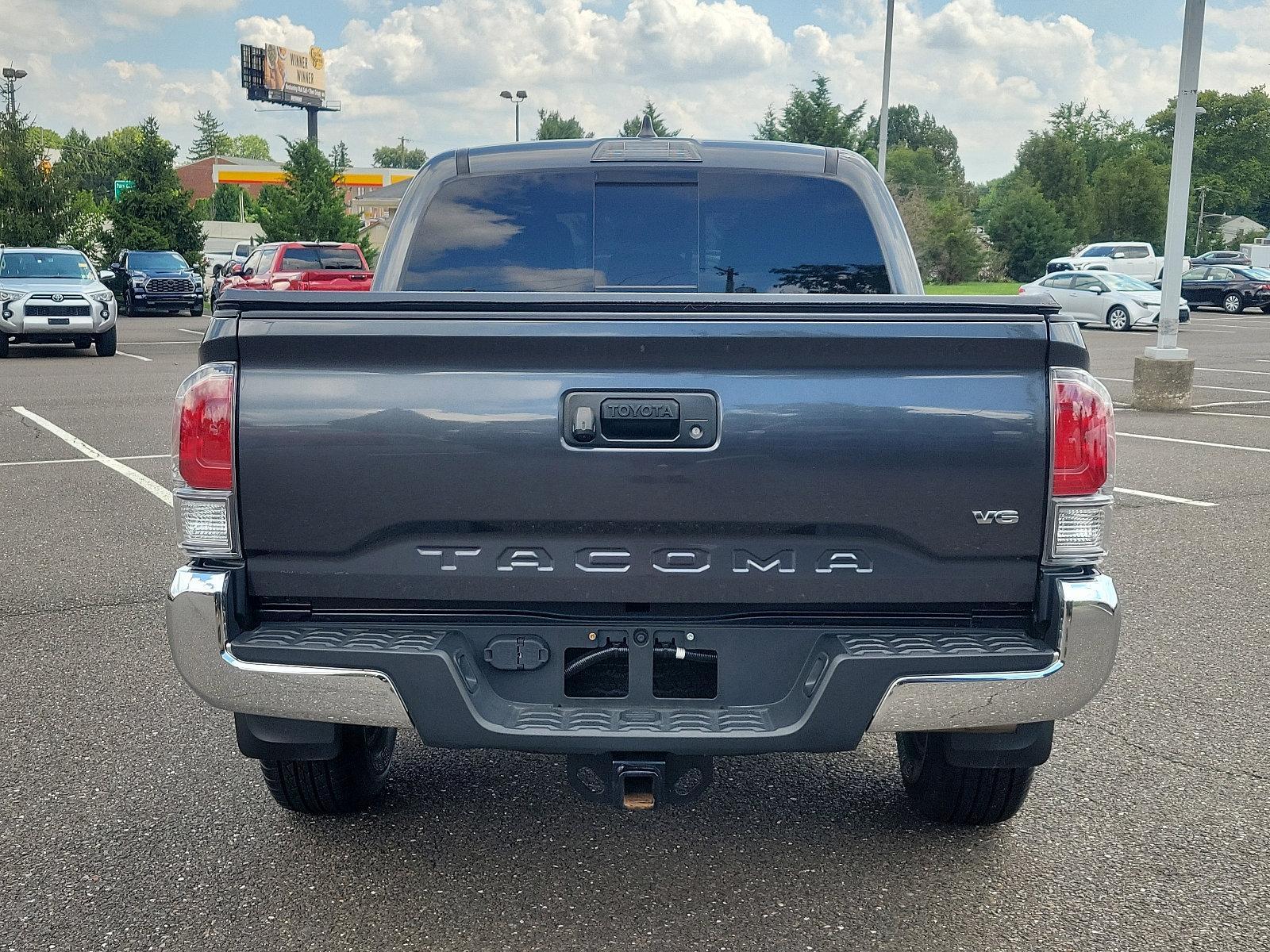 2022 Toyota Tacoma 4WD Vehicle Photo in Trevose, PA 19053