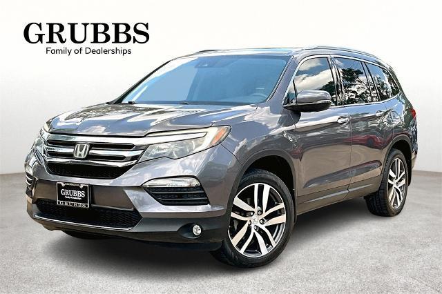 2017 Honda Pilot Vehicle Photo in Houston, TX 77007