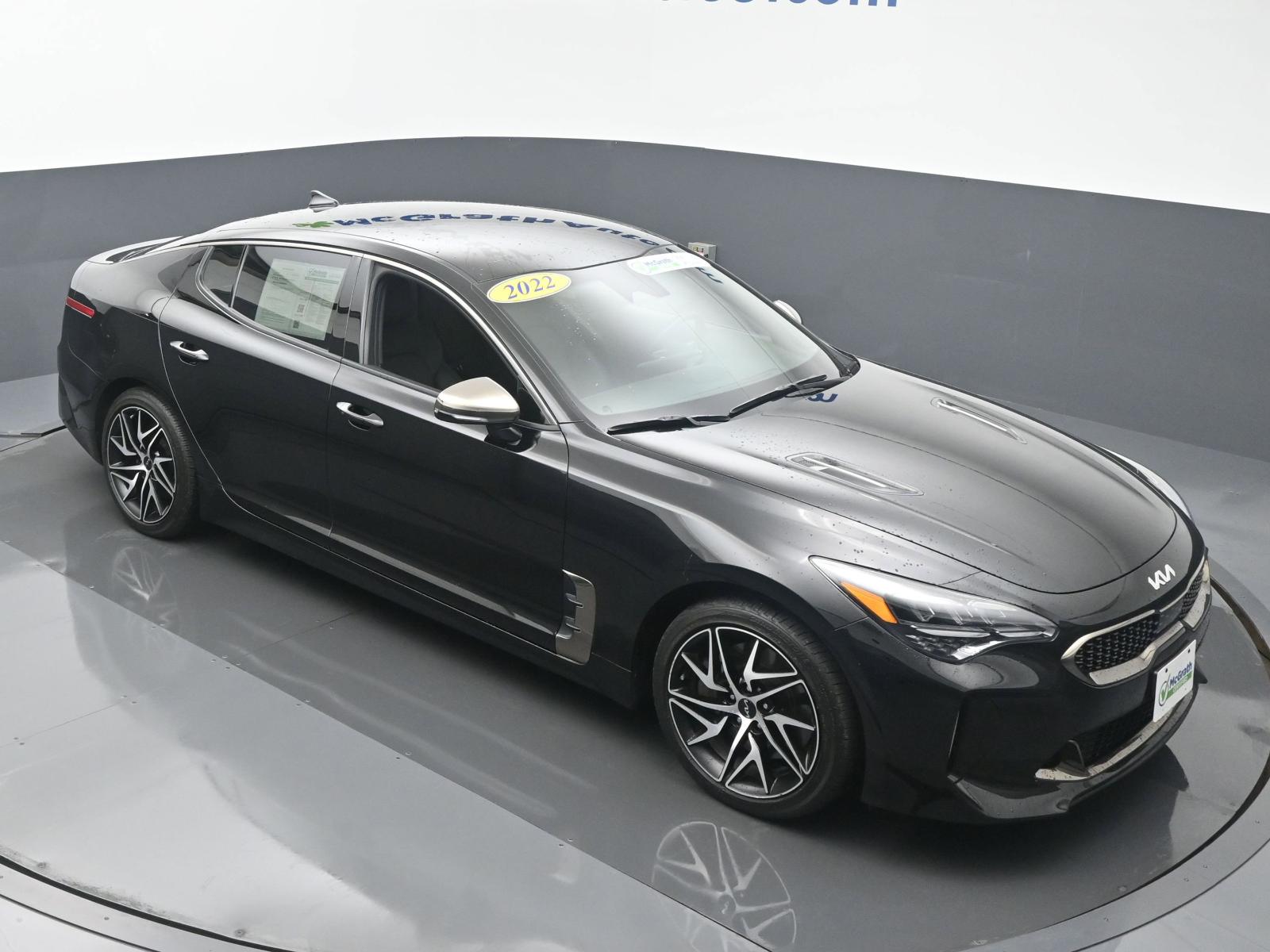 2022 Kia Stinger Vehicle Photo in Cedar Rapids, IA 52402