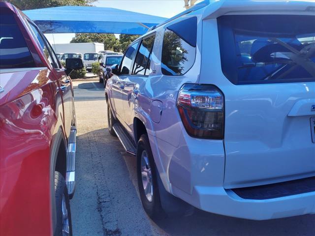 2015 Toyota 4Runner Vehicle Photo in Denton, TX 76205