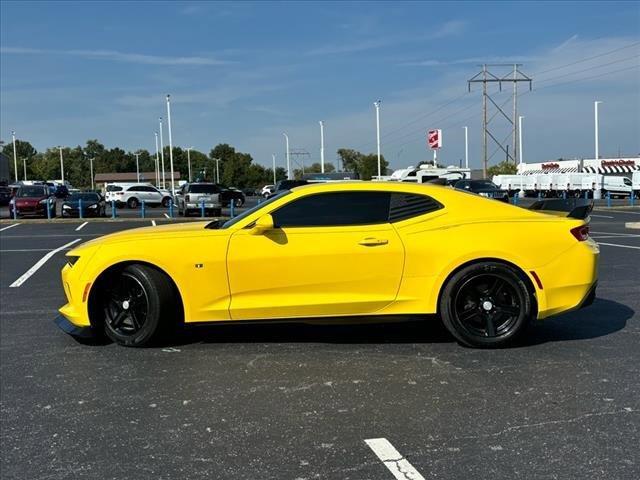 Used 2016 Chevrolet Camaro 1LT with VIN 1G1FB1RS5G0123407 for sale in O'fallon, IL