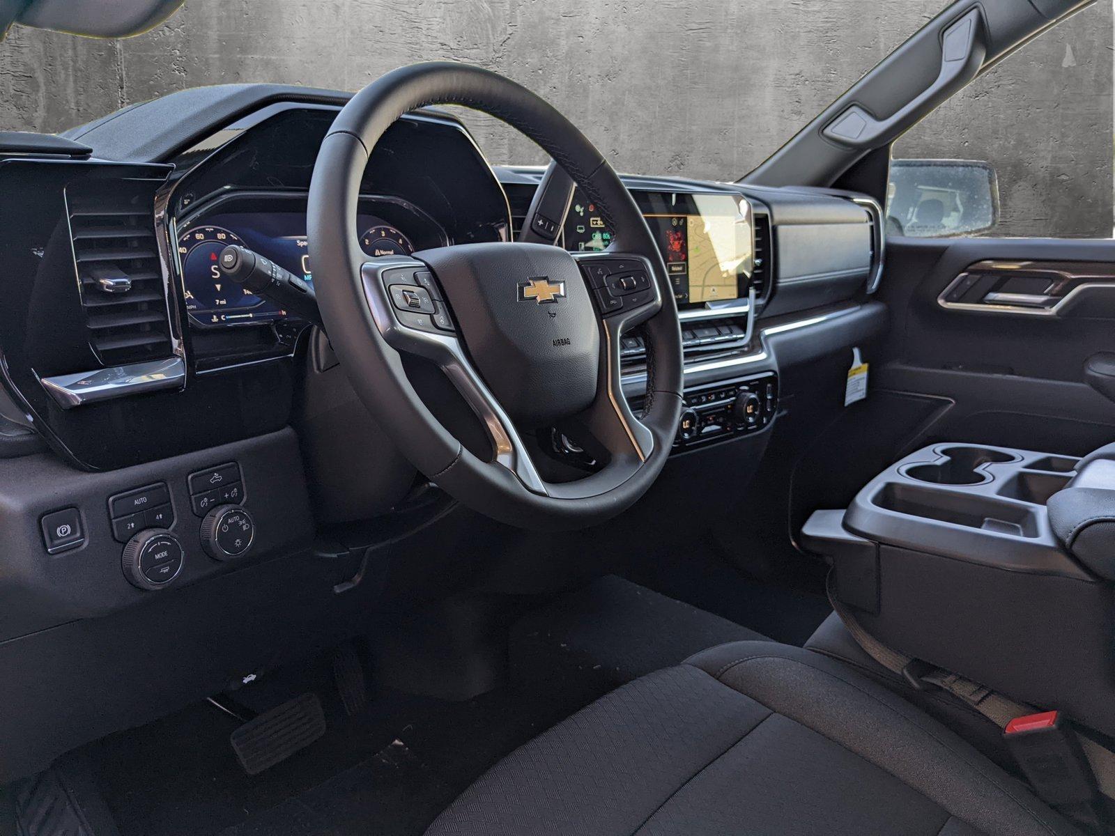 2024 Chevrolet Silverado 1500 Vehicle Photo in VALENCIA, CA 91355-1705