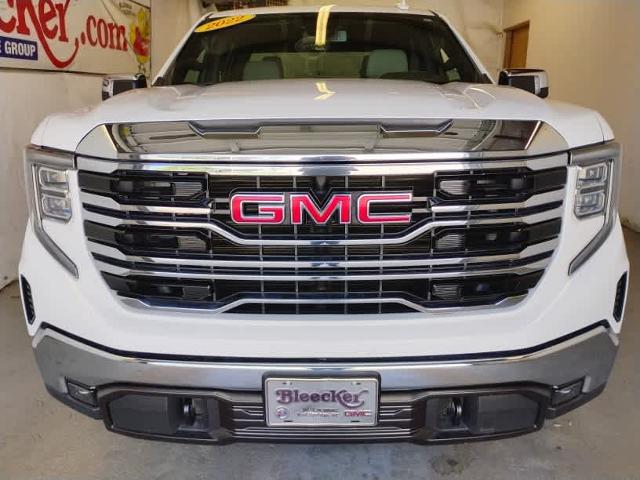 2022 GMC Sierra 1500 Vehicle Photo in RED SPRINGS, NC 28377-1640