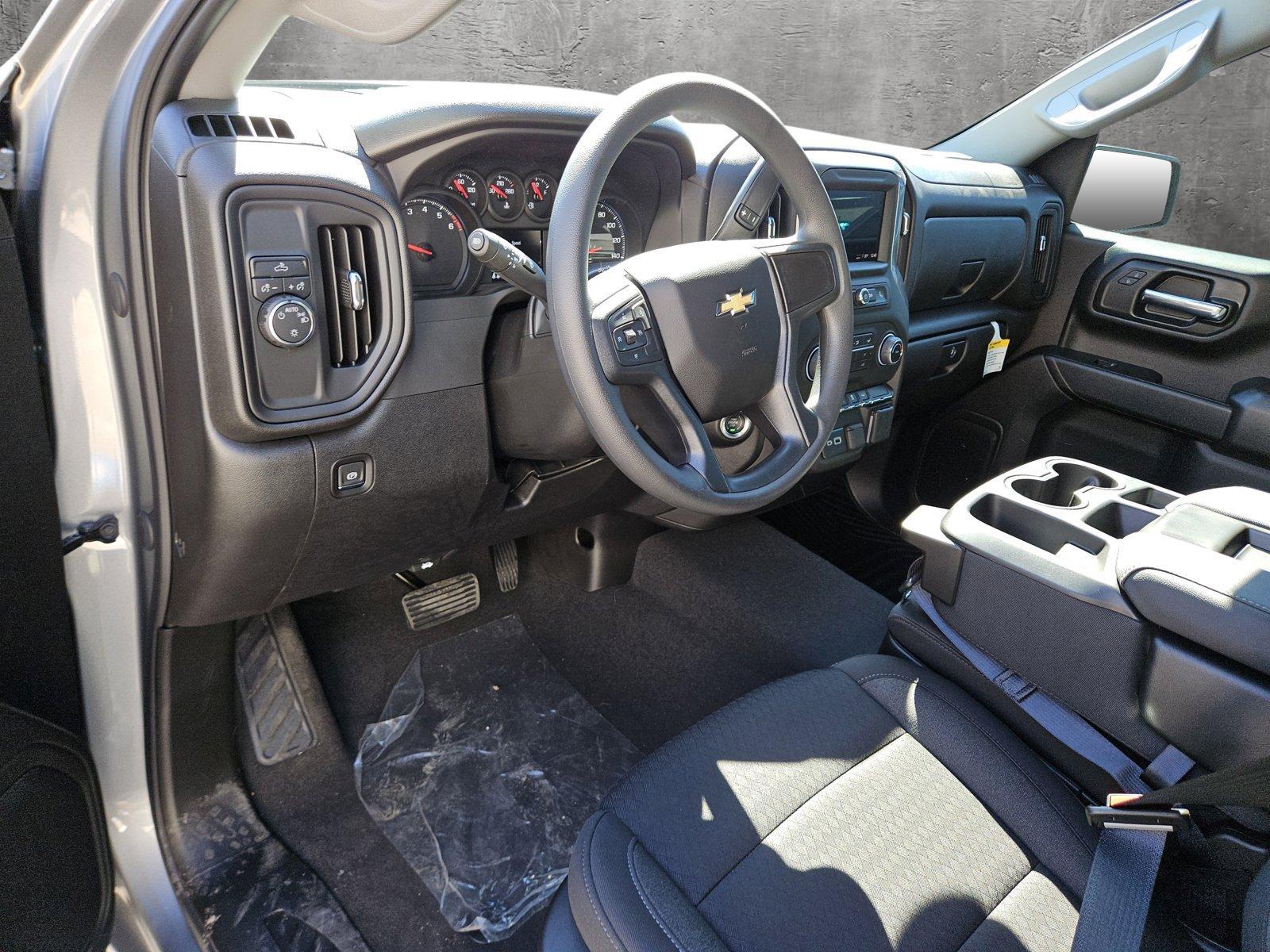 2025 Chevrolet Silverado 1500 Vehicle Photo in NORTH RICHLAND HILLS, TX 76180-7199